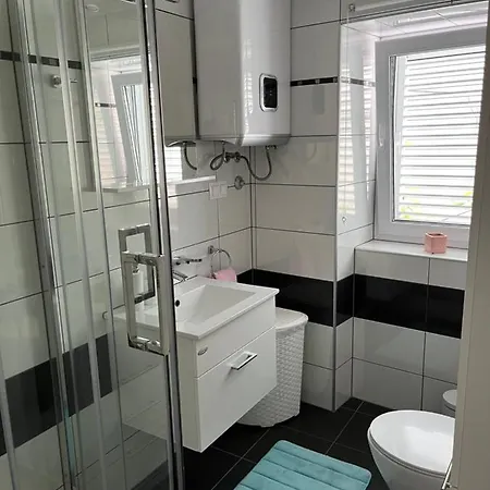 Marina Апартаменты Цриквеница